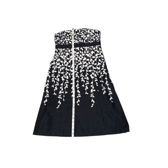 Ann Taylor LOFT Strapless Summer Dress Black White Vine Floral Fit Flare 8 - Picture 3 of 16